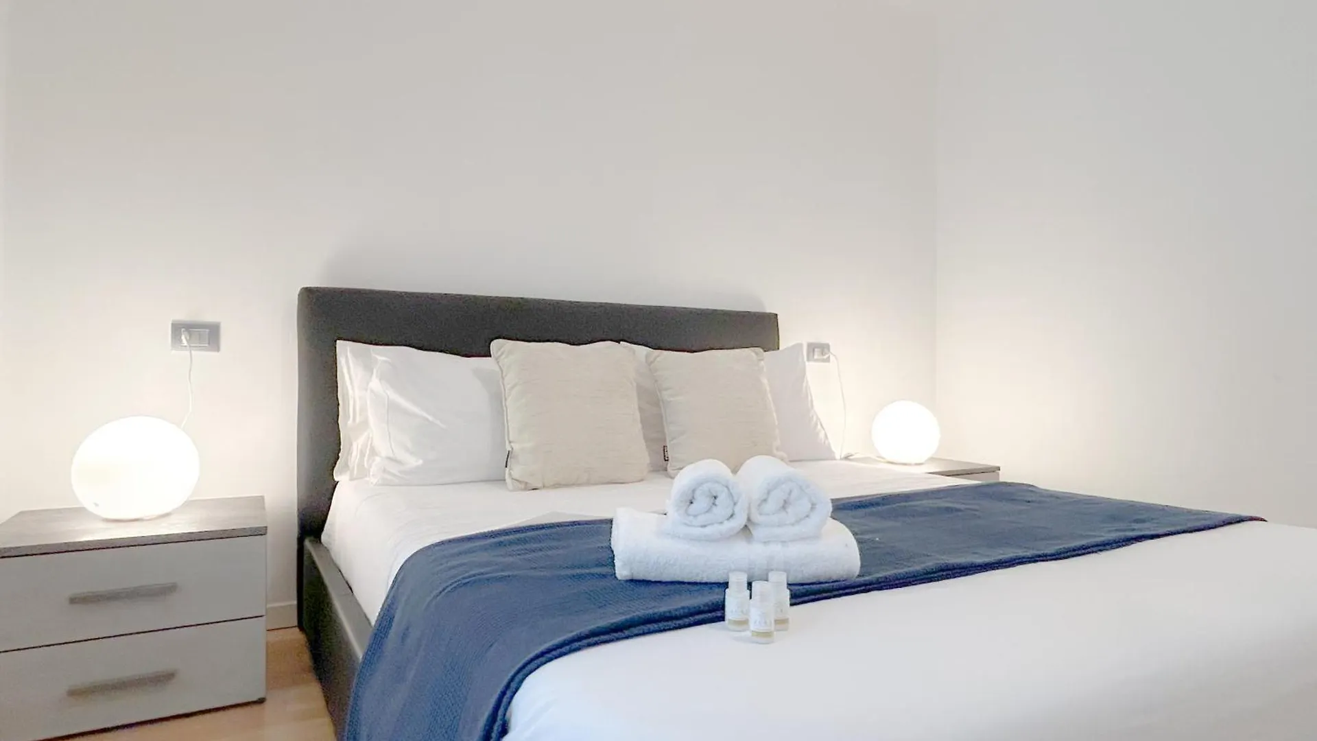 Apartment Meraviglia Mediterranea, Davanti Al Mare Savona Italy