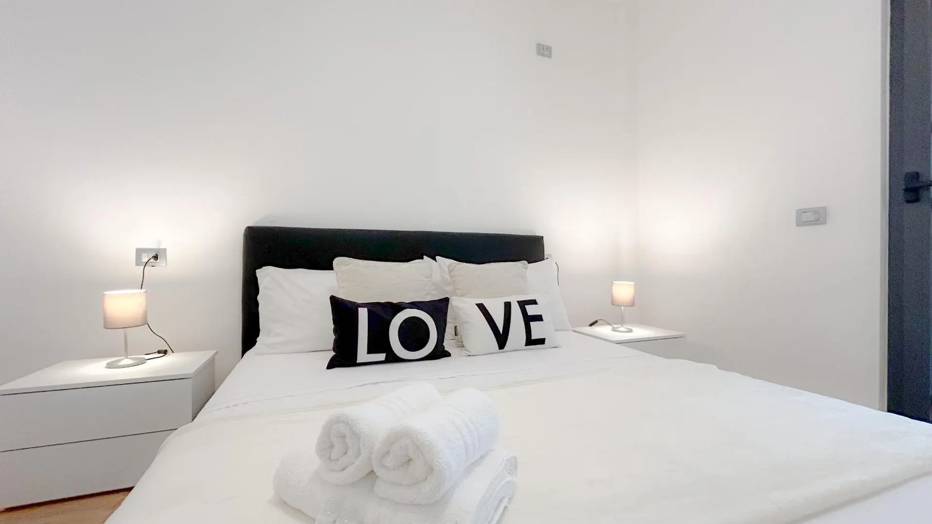 Meraviglia Mediterranea, Davanti Al Mare Savona Apartment